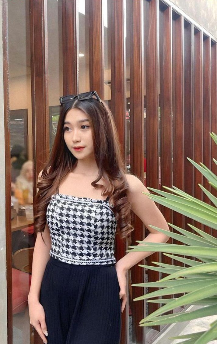 Mondy Massage B2B Young Escort