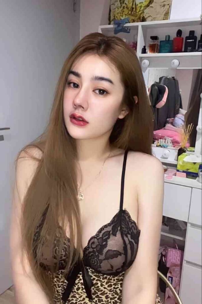 Kaylee, 22yo Thailand escort in KL, wearing leopard print lingerie